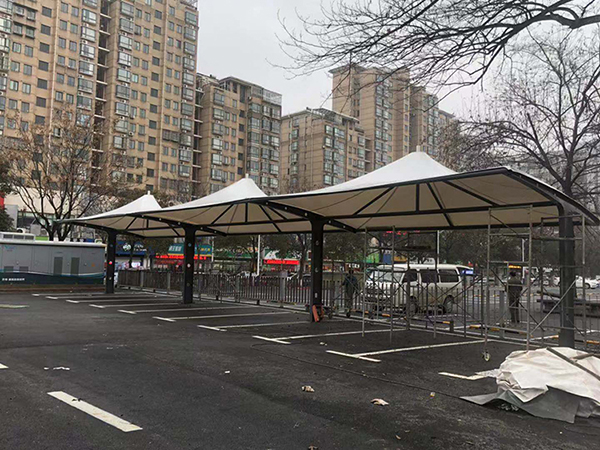 祝贺南京西梗莲乡单双帽膜结构景观棚竣工